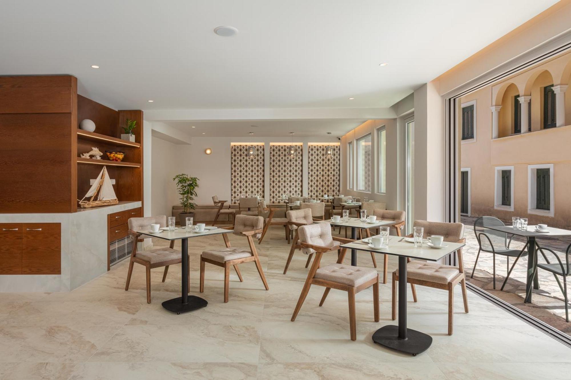 Preveza City Comfort Hotel Екстер'єр фото