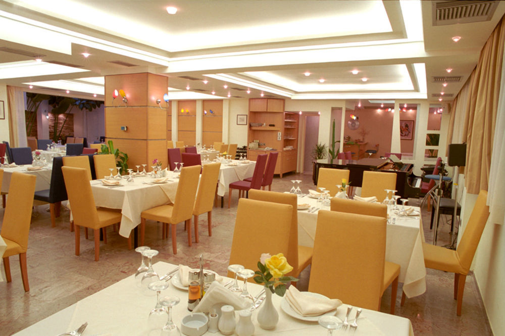 Preveza City Comfort Hotel Ресторан фото